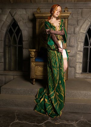 Эльфийское наслаждение с русской красавицей Фото 1